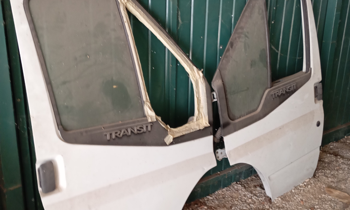 Porte Ford transit furgone