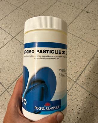 Pastiglie bromo, Piscina Semplice