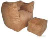 Poltrona e pouf a sacco