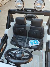 Auto elettrica per bambini Jeep Rubicon 
