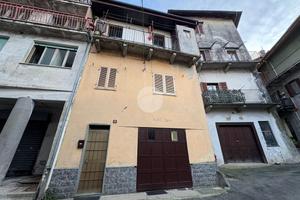 CASA SEMINDIPENDENTE A CUORGNÈ