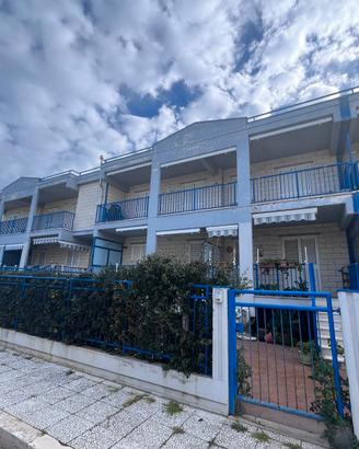 Trilocale, Marina di Chieuti, Via Mar Tirreno