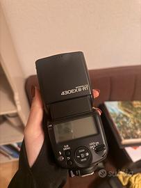 Canon 6D, 24-70mm f2.8 II, 50mm 1.4, flash e zaino