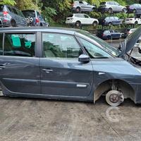 RENAULT ESPACE 2004 SOLO PER RICAMBI