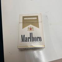 Marlboro gold pack USA