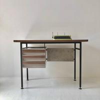 SCRIVANIA PICCOLA CAMERETTA  BAMBINI / CORRIDOIO