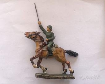 vecchio soldatino cavaliere LINEOL in pasta