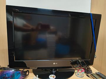 Televisore LG 32 pollici ( no smart TV)