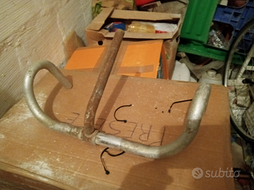 Manubrio bici corsa Varese