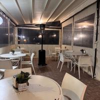 Sedie e tavoli da esterno