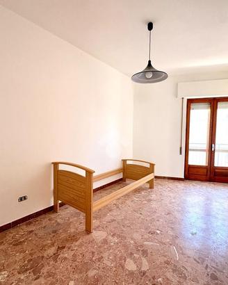 3 LOCALI A JERZU