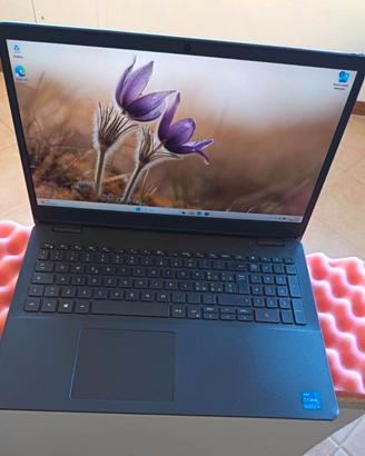 Gaming DELL 15,6" FHD 8-Core i5-11th 16/570GB MVMe