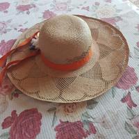 Cappello in paglia da donna 