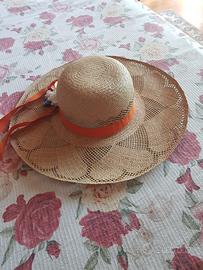 Cappello in paglia da donna 