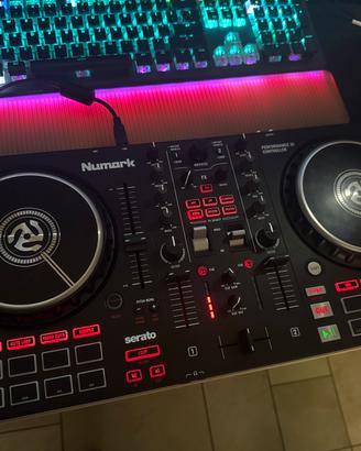 Numark mixtrack pro fx