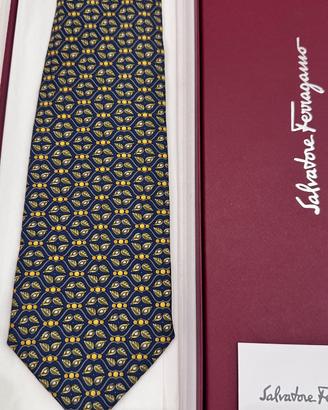 Cravatta Salvatore Ferragamo NUOVA