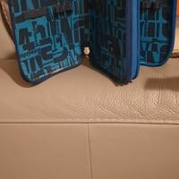 zaino trolley blu Invicta+astuccio coordinato 