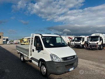 Iveco Daily cassone fisso (cassonato)