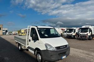 Iveco Daily cassone fisso (cassonato)
