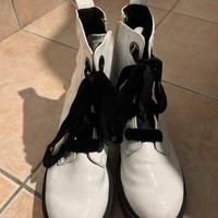 Stivaletti in vernice