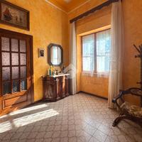 Primo piano in palazzina storica, Fertilia