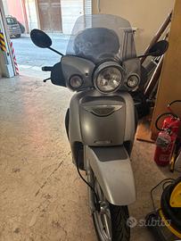 Aprilia Scarabeo 250 cc