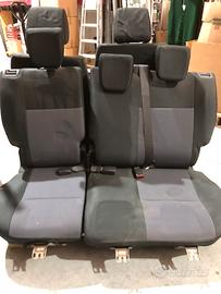 Sedili fiat sedici