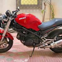 Ducati Monster in Perfette Condizioni - Un'Icona