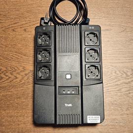 UPS Trust Maxxon 800VA