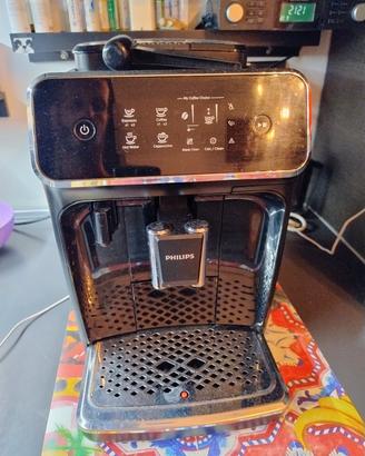 Macchina caffè Philips LatteGo