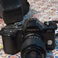 macchina fotografica yashica 108