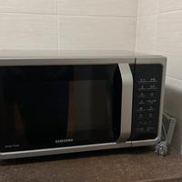 Microonde combinato samsung come nuovo