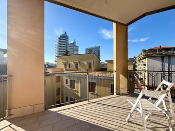 Due camere in piazza marconi