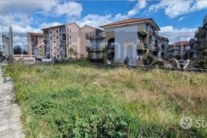 Terreno 700mq edificabile commerciale a Riposto