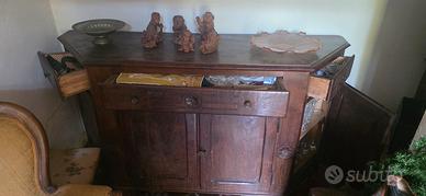 credenza in castagno fine '800