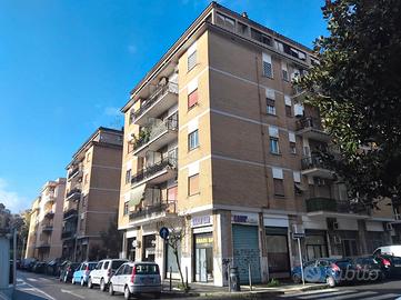 PORTUENSE - Locale con canna fumaria