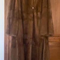 Vendessi pelliccia visone lunga