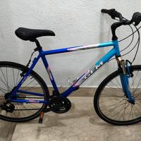 bici ibrida in alluminio ammortizzata gfm 28 