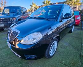 Lancia Ypsilon 1.2 Oro METANO