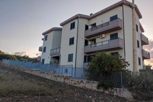 Appartamento nuovo,5 vani 2 bagni