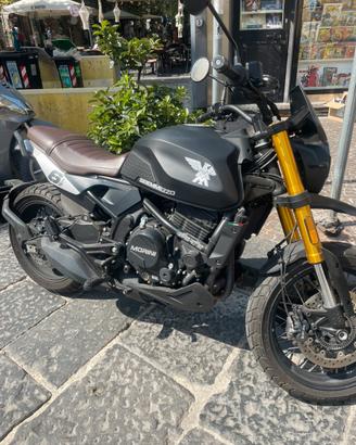 Moto Morini seiemezzo nera
