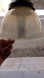 faro a sospensione con luci a ioduro