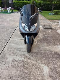Tmax 500 2002 