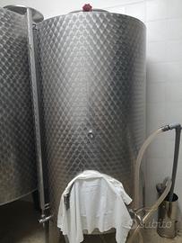 serbatoio cisterna in acciaio