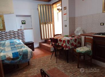 Catania Nesima 1v arredato 350 euro tutto incluso
