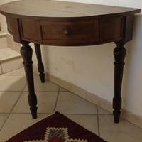 Tavolo mezzotondo. siciliano