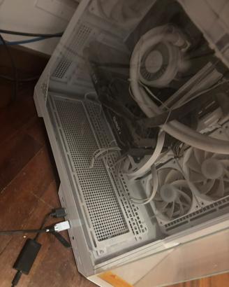 Pc fisso da gaming condiozioni come nuovo