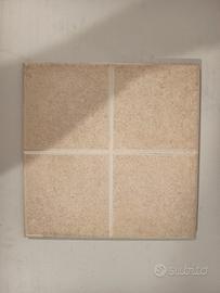 Piastrelle beige in ceramica 20x20 cm