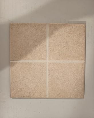 Piastrelle beige in ceramica 20x20 cm