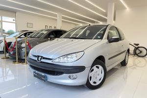 Peugeot 206 5p 1.4 hdi X-Line okneopatentati